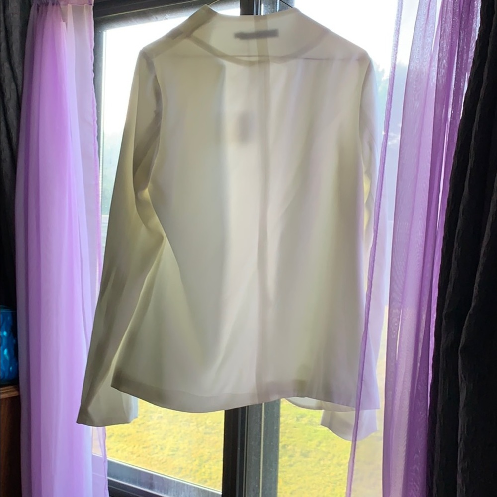 Blazer - Picture 2 of 2
